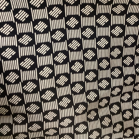 Neiman Marcus Vtg Silk Shirt Oversized Black Tan M - Picture 8 of 9